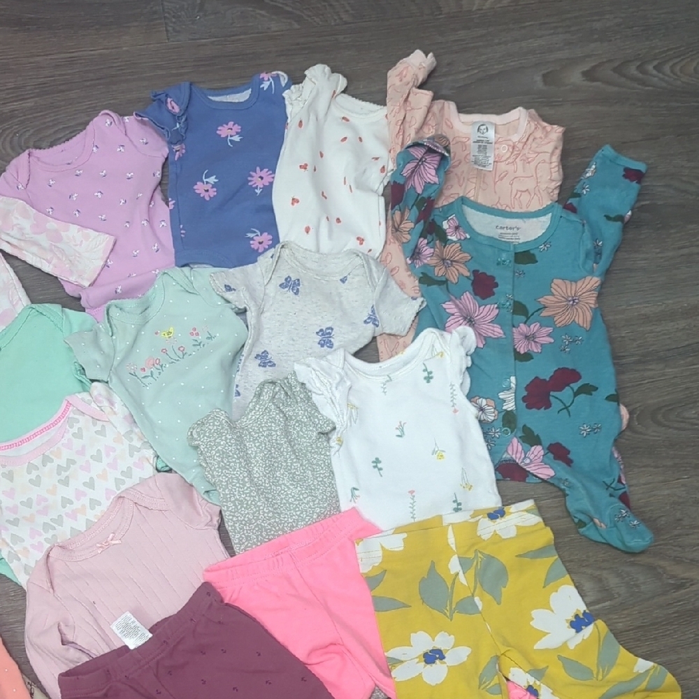 Newborn Colorful Baby Clothing Set - Picture 3 of 5